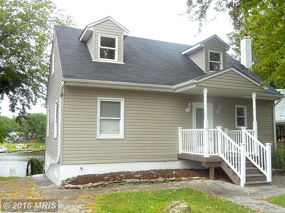 2nd image of 864 N Shore Dr