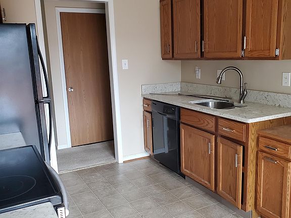 2nd image of 500 Chapel Ct Unit 213