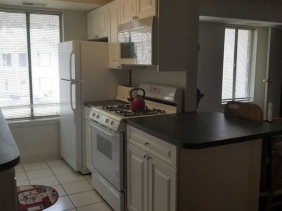 2nd image of 30 Navajo Ct