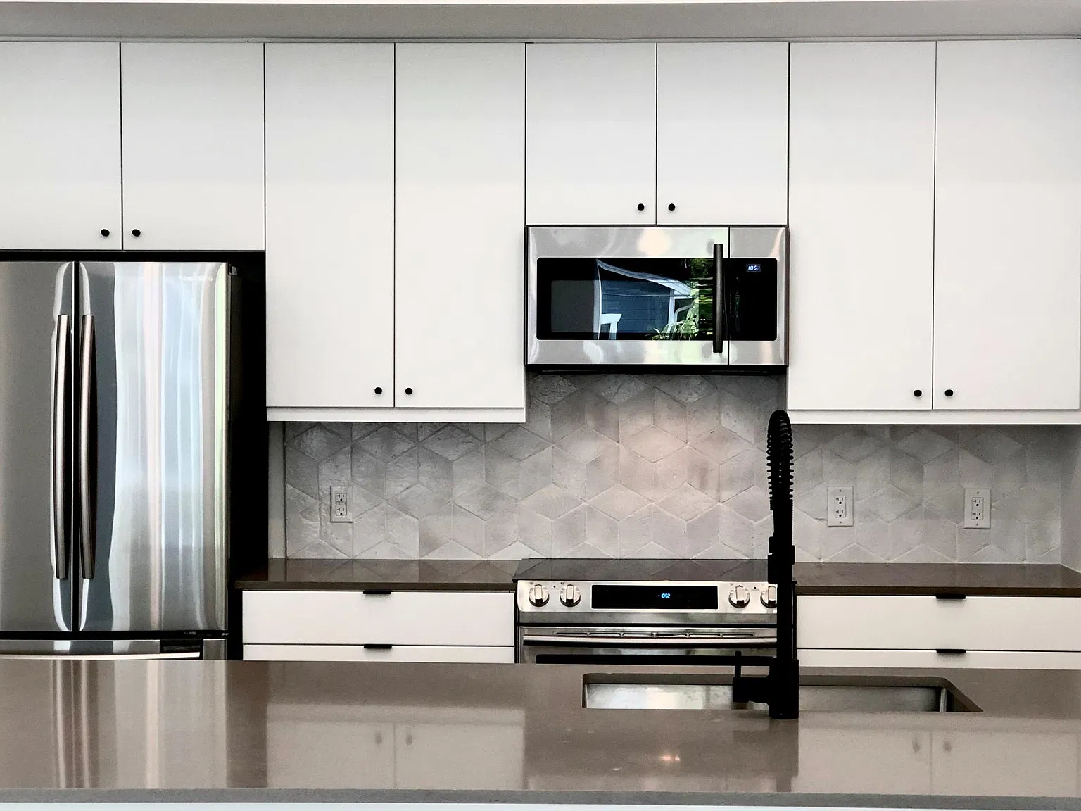 1 bed, 1.0 bath, 642 sqft, $1,795 — Photo 3