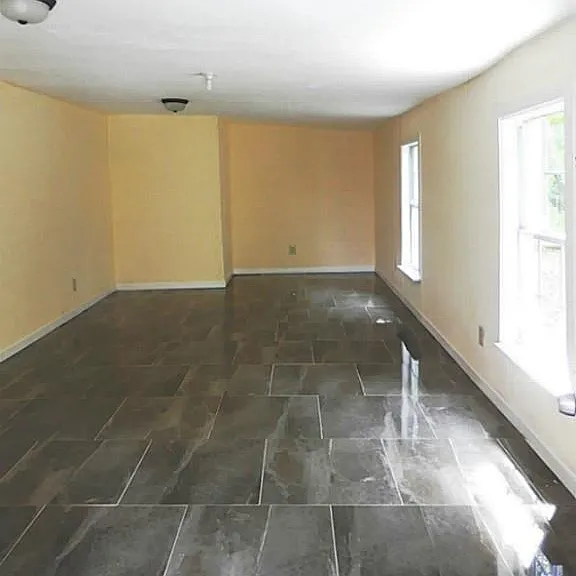 5318 Chennault Rd — Photo 10