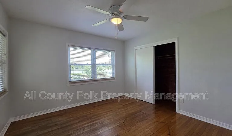 925 Sikes Blvd — Photo 22