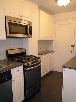 Rented by Metropolitan Equities | media 15