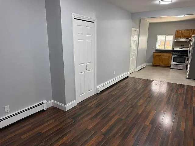 2 bed, 1.0 bath, $2,500 — Photo 4