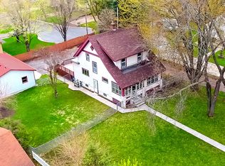1954 6th St N, North St Paul, MN 55109