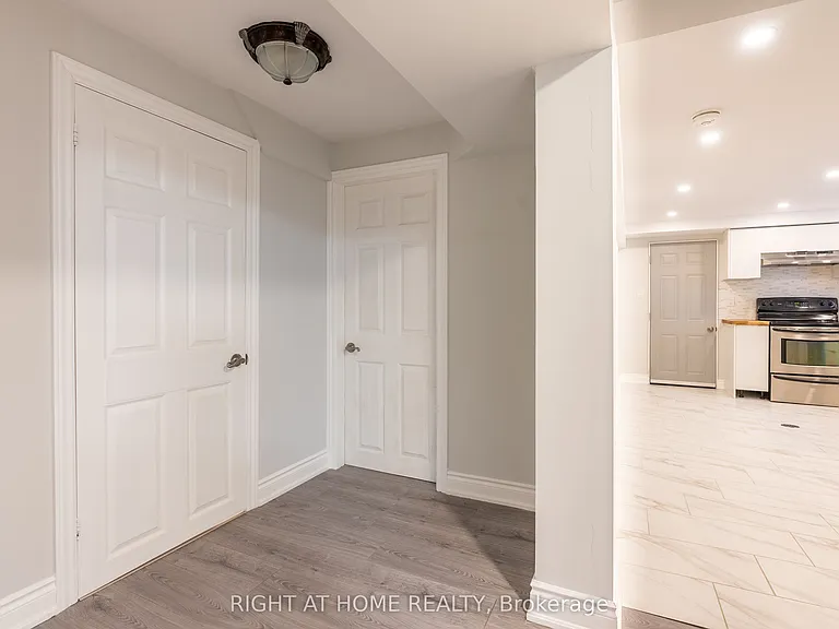 214 Kenilworth Ave S #BASEMENT — Photo 16