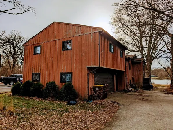 10728 Ventura Blvd, Machesney Park, IL 61115