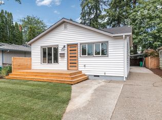 7541 SE Schiller St, Portland, OR 97206