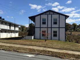 1437-1459 W. Fourth St. - 12 Unit