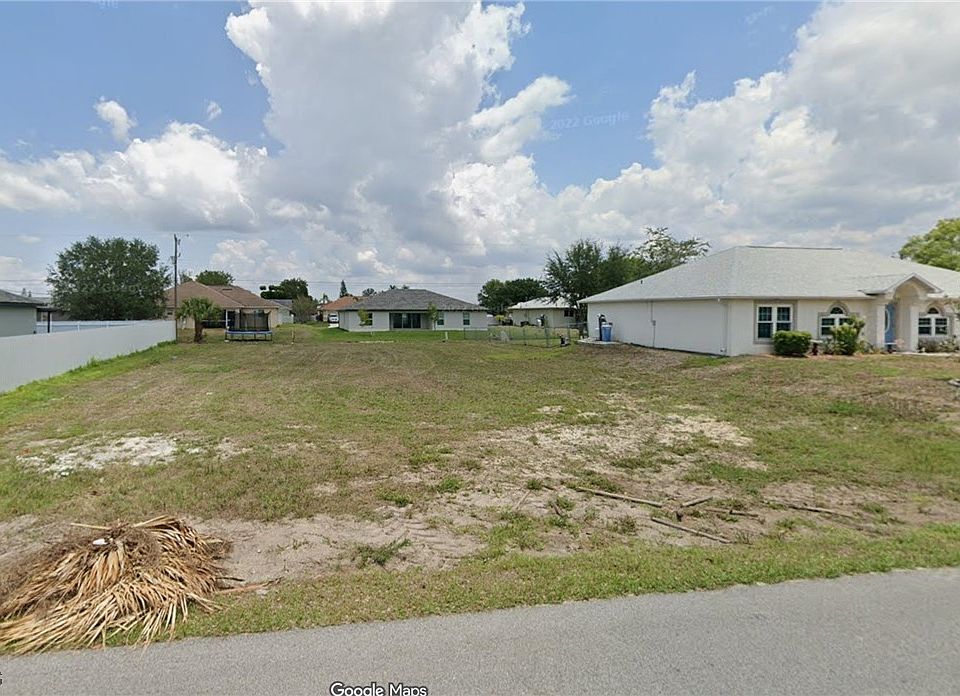 1st image of 1205 NE 10th St