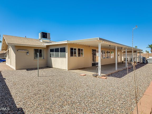4th image of 4646 E DOLPHIN Avenue