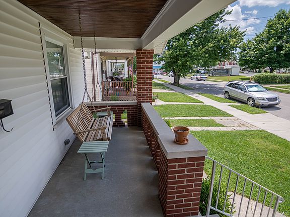 3rd image of 3168 Rosina Ave