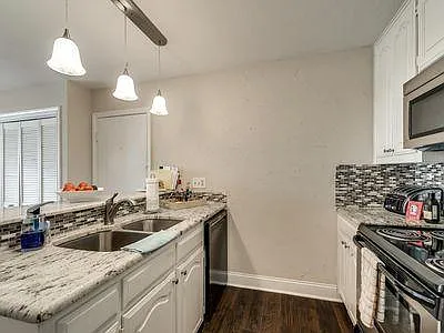 Building Photo - 4216 Spring Meadow Ln