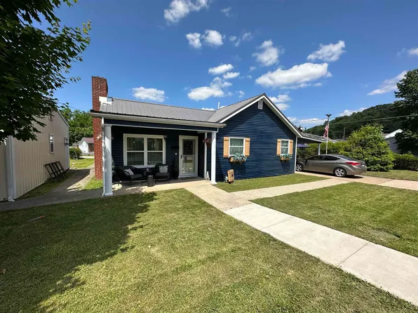 898 Lee St, Barboursville, WV 25504