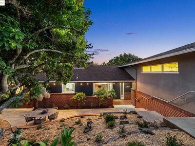 3901 Oakmore Rd, Oakland, CA, 94602