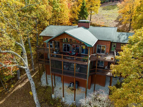 557 Alex Mountain Drive, Sky Valley, NC 30537