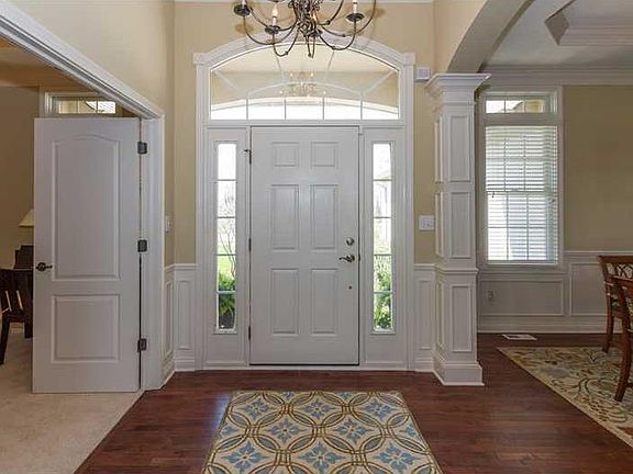 3rd image of 11042 Golden Bear Way
