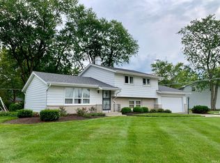 6940 Blackhawk Ln, Fort Wayne, IN