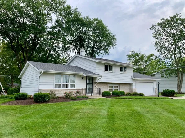 6940 Blackhawk Ln, Fort Wayne, IN 46815
