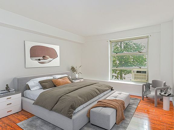 5th image of 70 La Salle St APT 3G