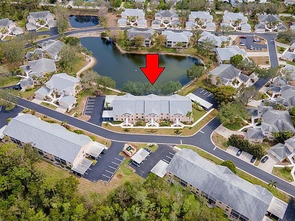 4th image of 760 Wiggins Lake Dr APT 205