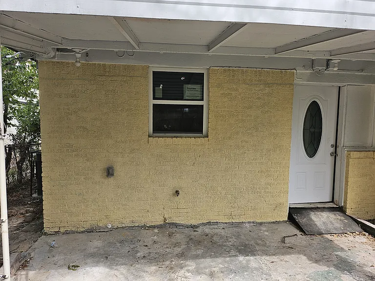 1822 Stella Ave — Photo 48