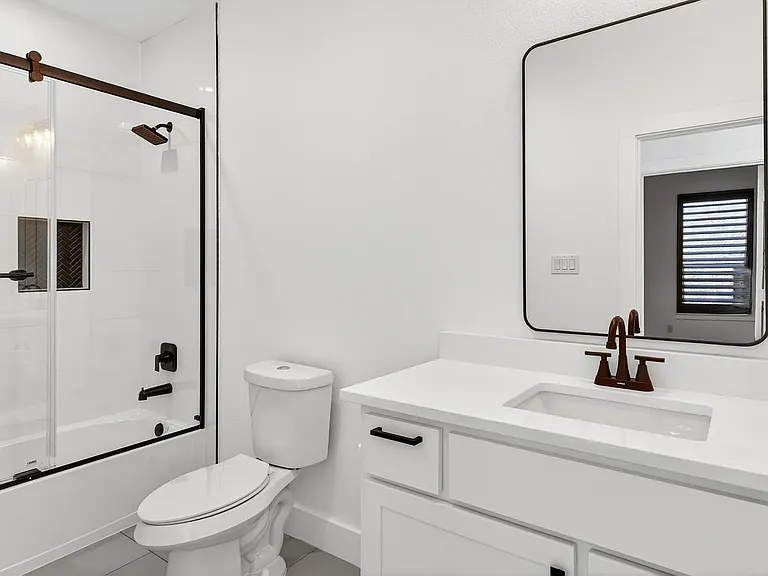531 W Laureland Rd — Photo 11