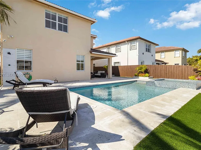 8551 NW 110th Ave — Photo 31