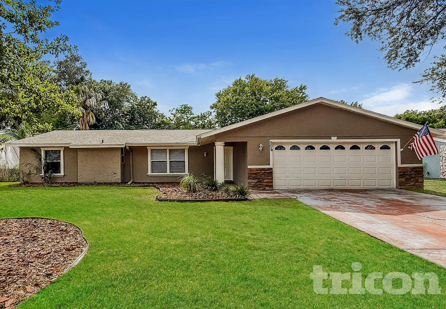 506 Emberwood Drive Brandon FL — Photo 1