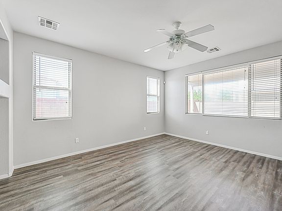 4th image of 17430 W Banff Ln