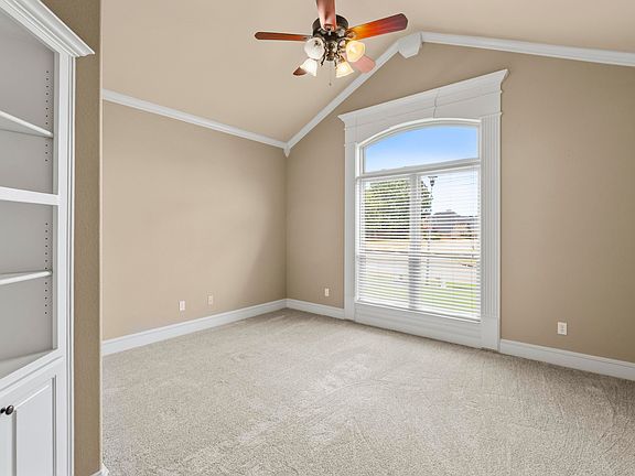 5th image of 3209 Clearwater Ct