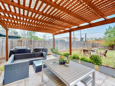 2723 Park Row Ave, Dallas, TX, 75215