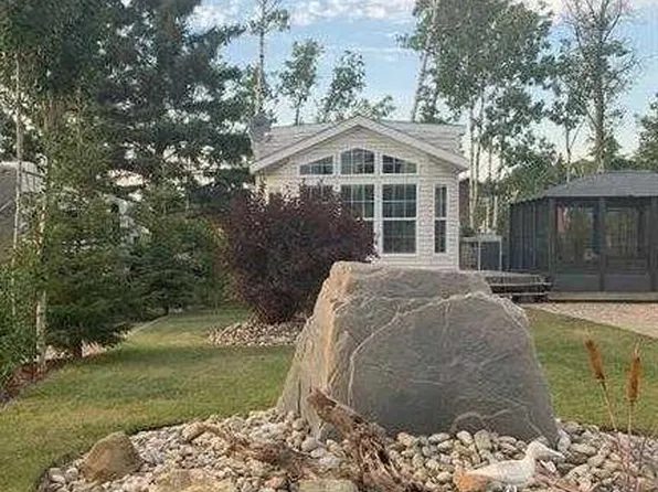 907 S Birch St, Meota, SK S0M 1X0