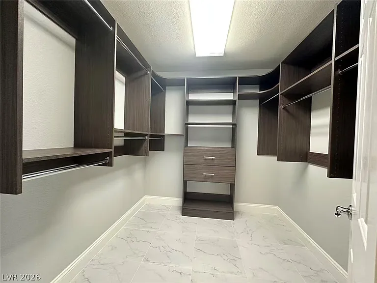 5937 Gordon Creek Ave — Photo 14