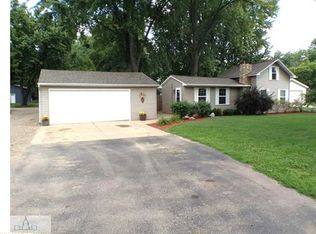483 Booth St, Grand Ledge, MI 48837