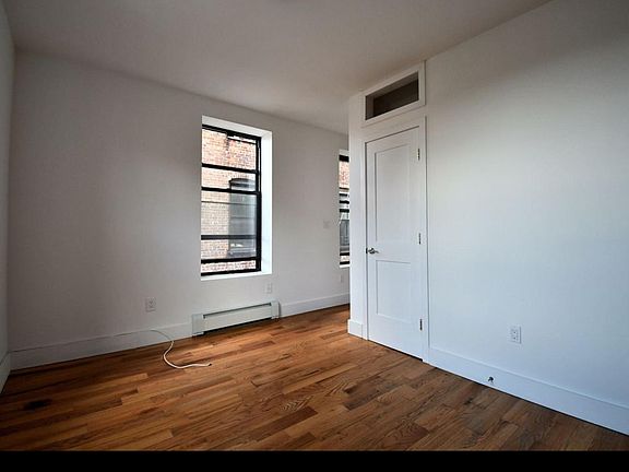 5th image of 1019 Southern Blvd APT 5