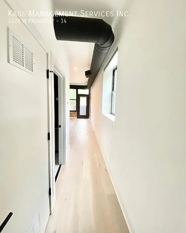 Gorgeous New Construction 1 Bed 1 Bath Apartment In Logan Square with parking available — Photo 3
