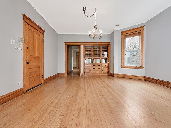 5th image of 2533 N Kimball Ave Floor 3