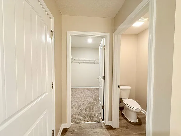 6401 Churchill Cir #PRO — Photo 8