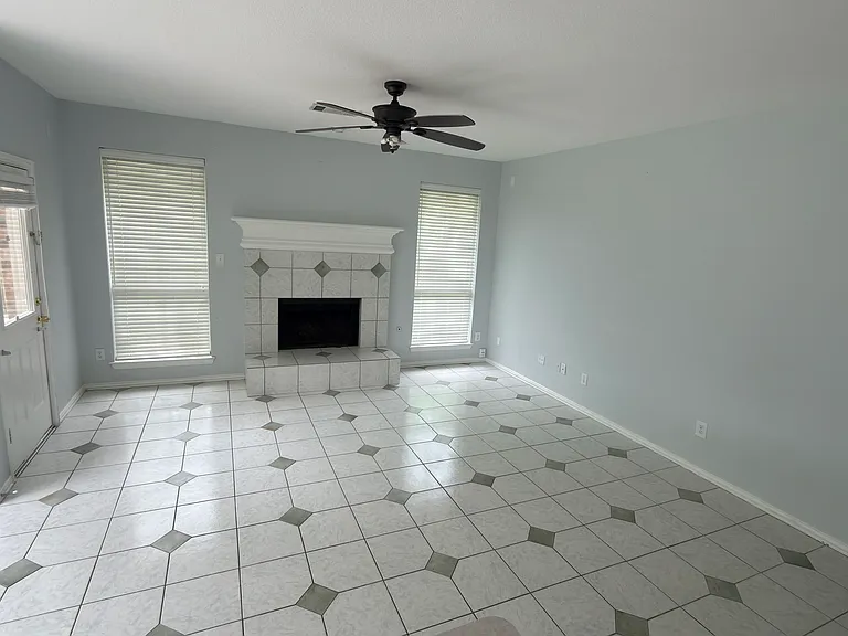 411 Chatham St — Photo 8
