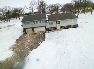 45W962 Plank Rd, Hampshire, IL 60140