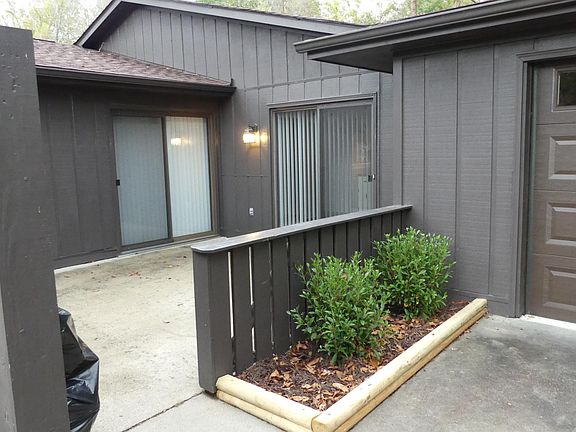 2nd image of 102 Mill Run Pl
