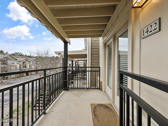 3rd image of 1121 Tree Top Way APT 1422