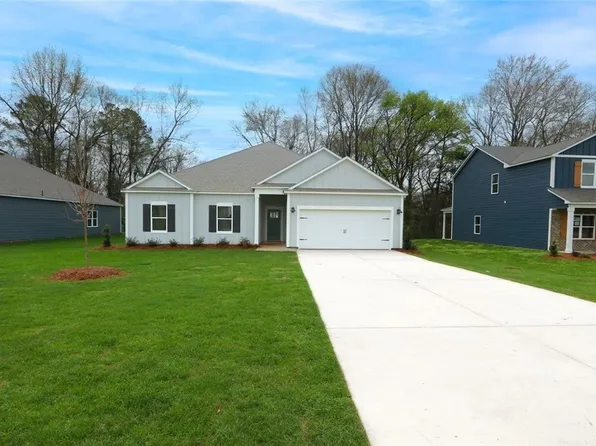 11924 Orchard Dr, Moundville, AL 35474