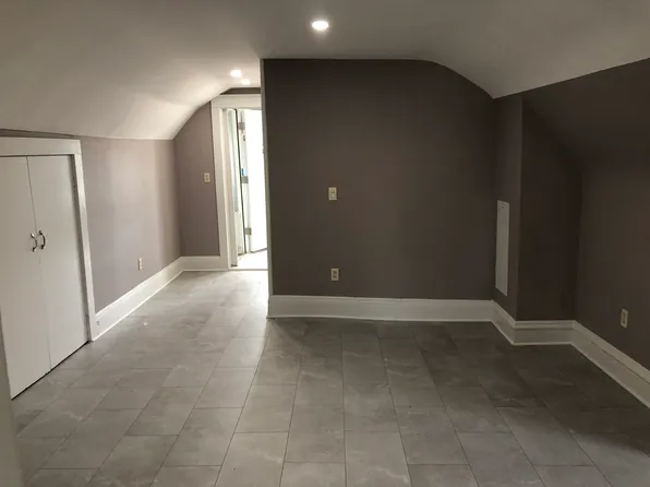 36 Charles St Floor 3, Bloomfield, NJ 07003