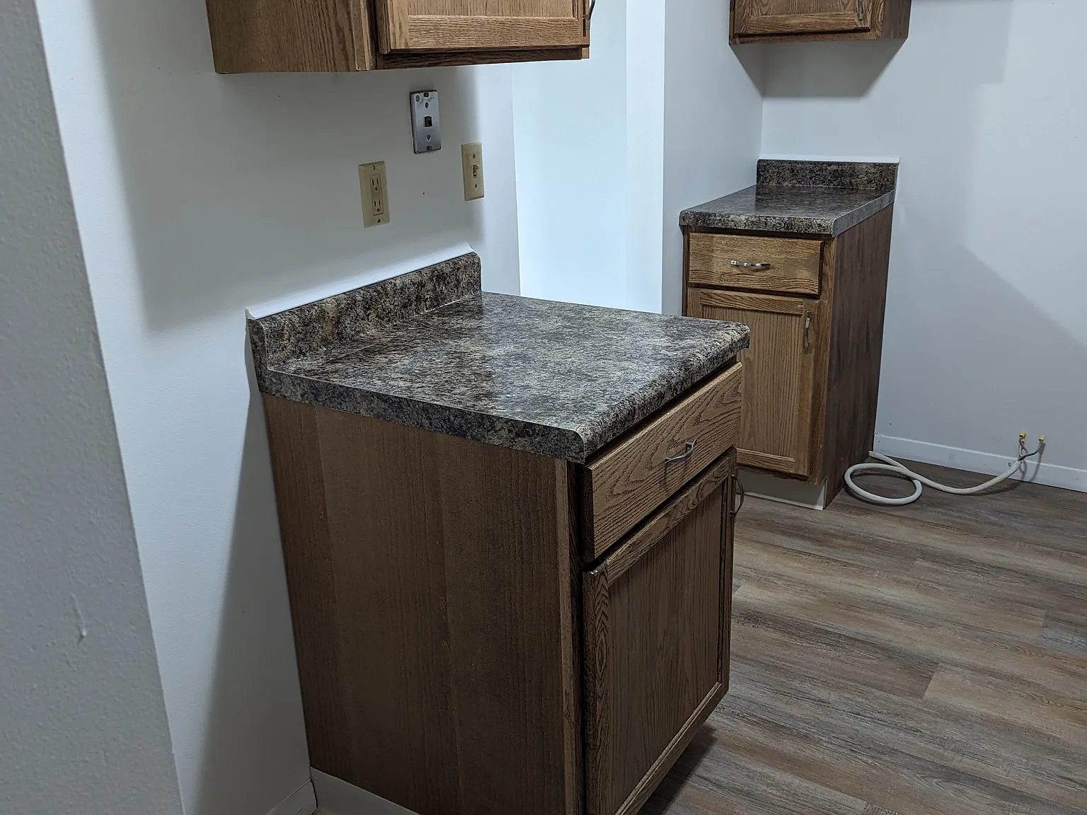 450 S Saint Bernard Dr — Photo 4