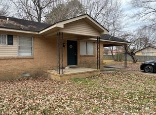 709 El Capitan Dr, Bolivar, TN 38008