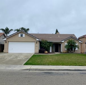 5536 W Dorothea Ave, Visalia, CA, 93277
