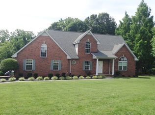 132 Covington Bnd, White House, TN 37188