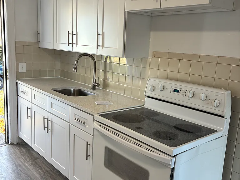 5 Lansdale Ave #5 — Photo 9